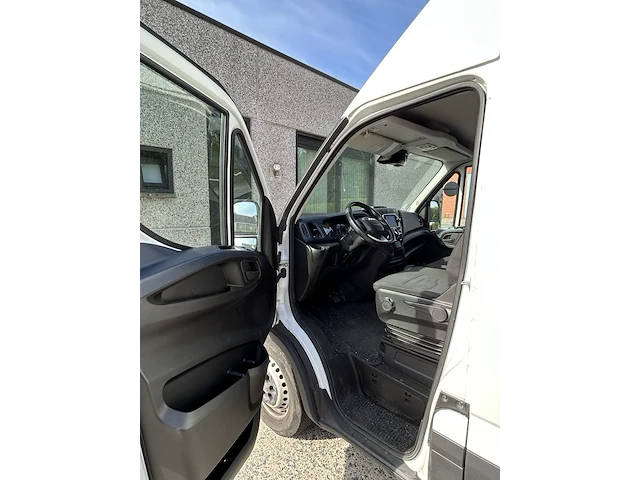 Iveco daily 35s18 - afbeelding 12 van  16