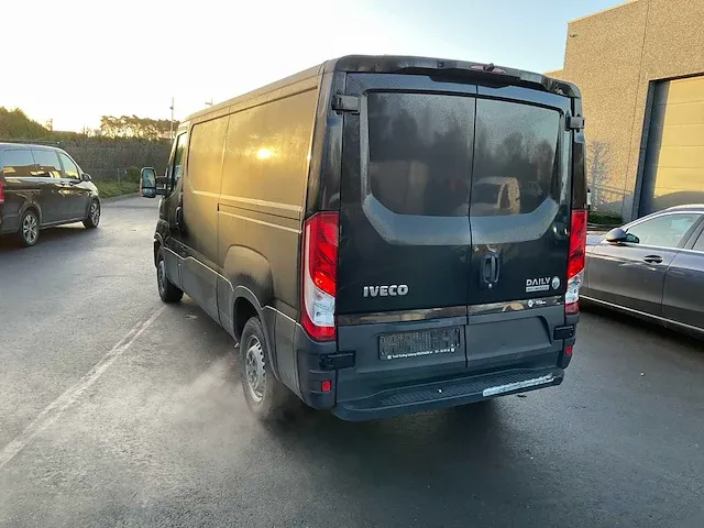 Iveco daily bedrijfswagen - afbeelding 2 van  36