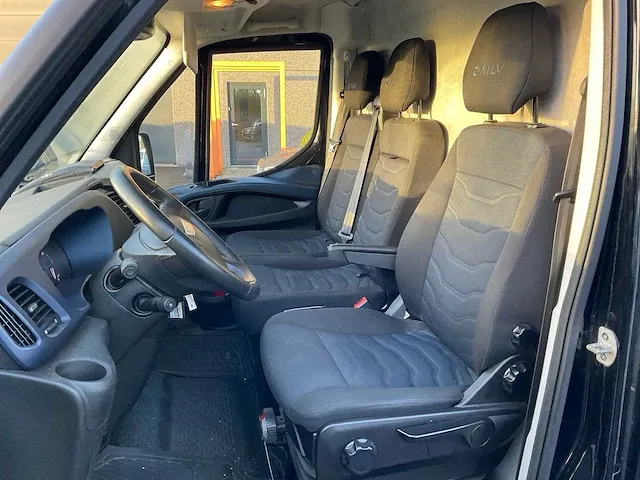 Iveco daily bedrijfswagen - afbeelding 6 van  36