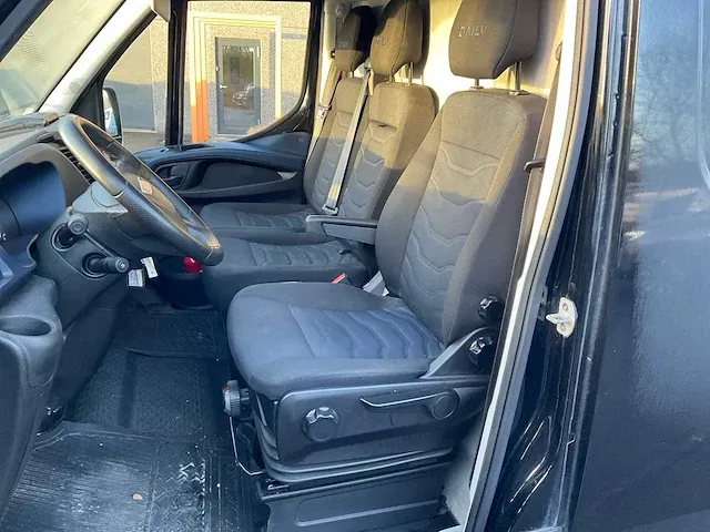 Iveco daily bedrijfswagen - afbeelding 8 van  36