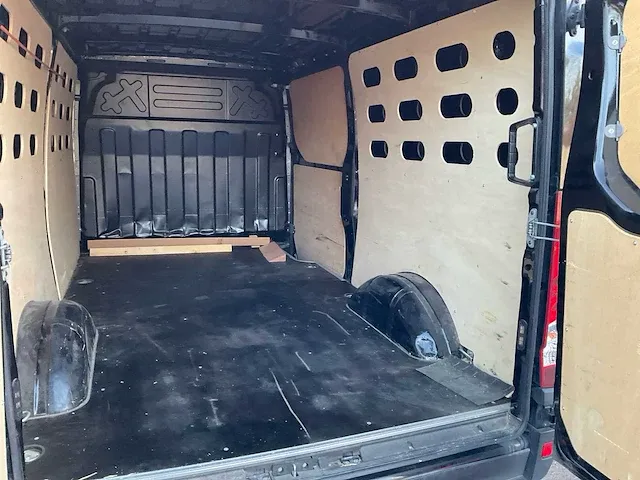Iveco daily bedrijfswagen - afbeelding 20 van  36