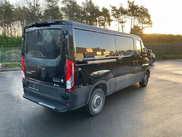 Iveco daily bedrijfswagen - afbeelding 34 van  36