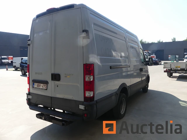 Iveco daily bestelwagen (2010-127.412 km) - afbeelding 23 van  38