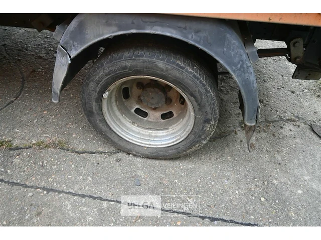 Iveco daily lichte vrachtwagen - afbeelding 7 van  17