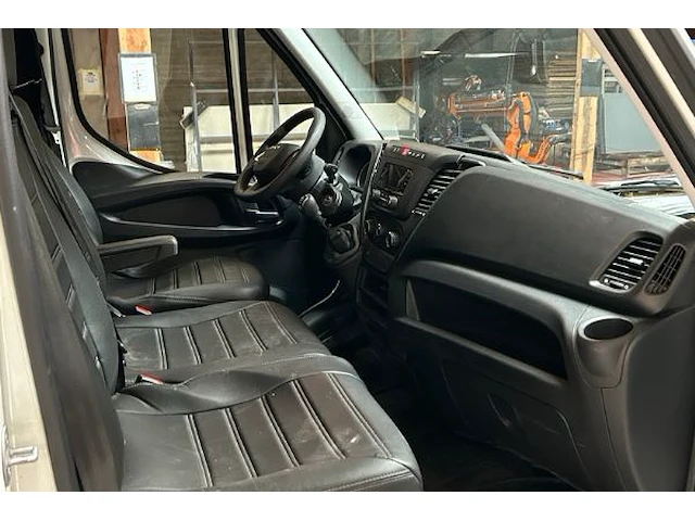 Iveco daily - afbeelding 27 van  28