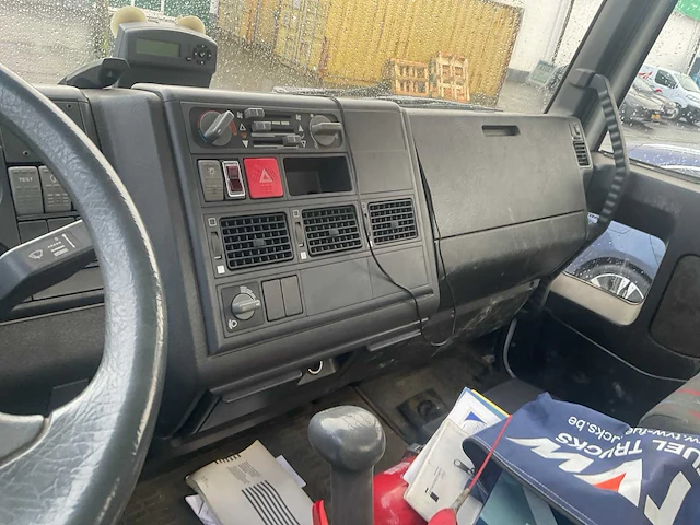 Iveco euro cargo vrachtwagen - afbeelding 3 van  21