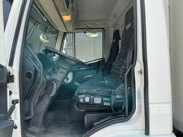 Iveco eurocargo 190el32 koelvrachtwagen - afbeelding 2 van  19