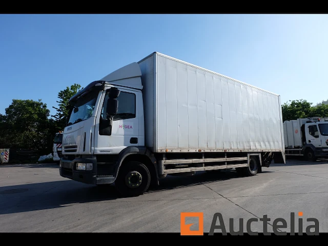Iveco eurocargo vrachtwagen - afbeelding 1 van  30