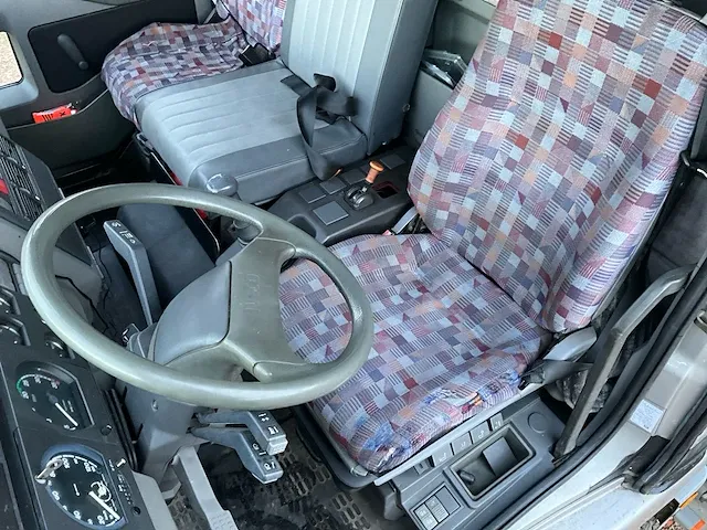 Iveco eurocargo vrachtwagen - afbeelding 8 van  44