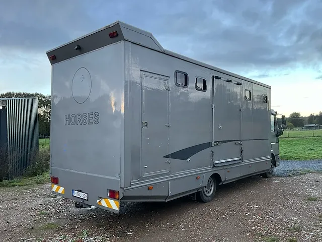 Iveco eurocargo vrachtwagen - afbeelding 40 van  44