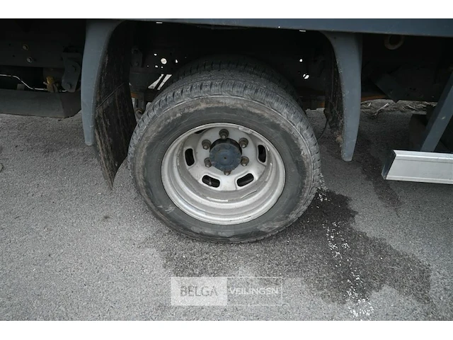 Iveco lichte vrachtwagen - afbeelding 17 van  24