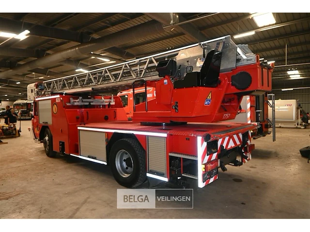 Iveco magirus ladderwagen - afbeelding 4 van  35