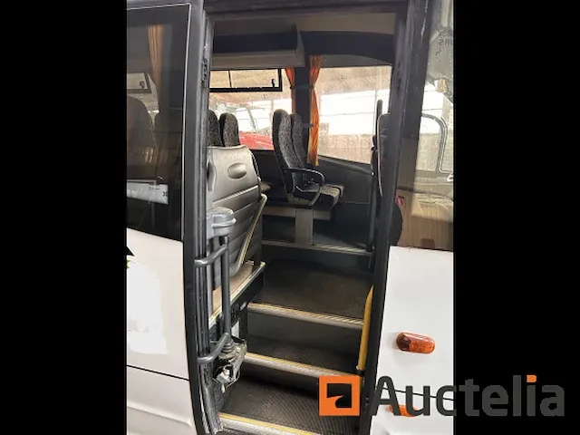 Iveco minibus (2012-168) - afbeelding 10 van  35