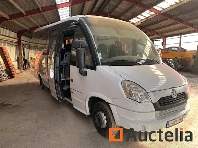 Iveco minibus (2012-168) - afbeelding 30 van  35