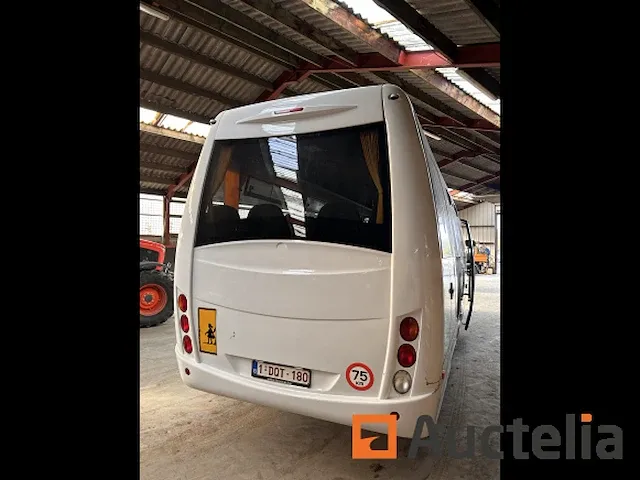 Iveco minibus (2012-168) - afbeelding 34 van  35