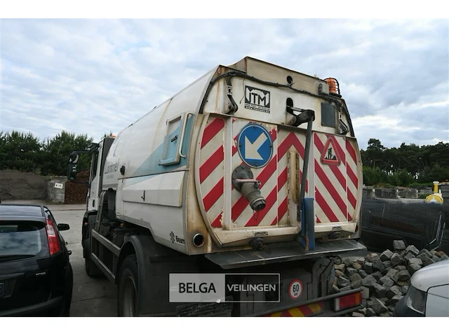 Iveco veegwagen/vrachtwagen - afbeelding 10 van  23