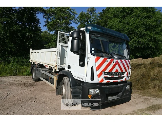 Iveco vrachtwagen met 3-zijdige kipper - afbeelding 13 van  26
