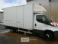 Iveco vrachtwagen met laadklep - afbeelding 16 van  28