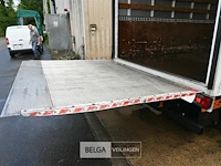 Iveco vrachtwagen met laadklep - afbeelding 17 van  28