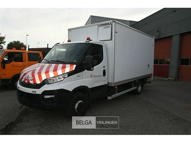 Iveco vrachtwagen - afbeelding 1 van  29