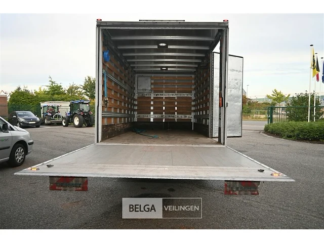 Iveco vrachtwagen - afbeelding 22 van  29
