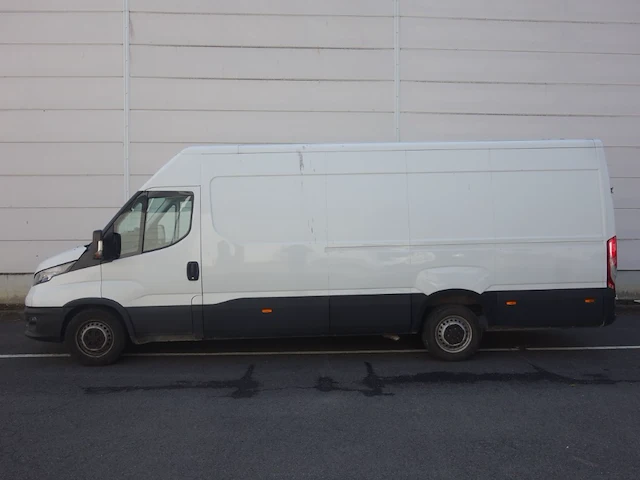 Iveco - afbeelding 1 van  15
