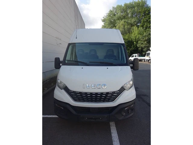 Iveco - afbeelding 9 van  15