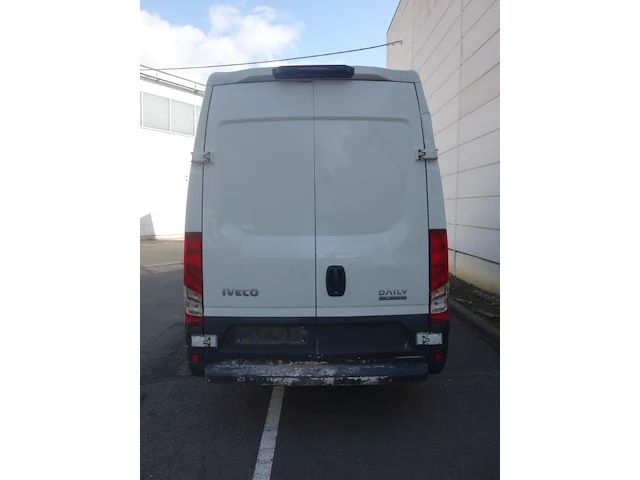 Iveco - afbeelding 11 van  15