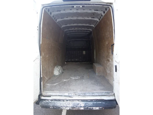 Iveco - afbeelding 13 van  15