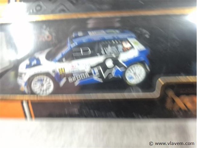 Ixo skoda fabia rally2 evo - afbeelding 2 van  3