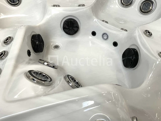Jacuzzi london + nordic insulation - afbeelding 6 van  19