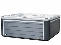 Jacuzzi - afbeelding 2 van  7