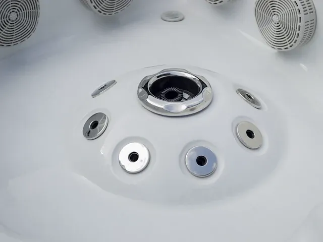 Jacuzzi - afbeelding 4 van  7