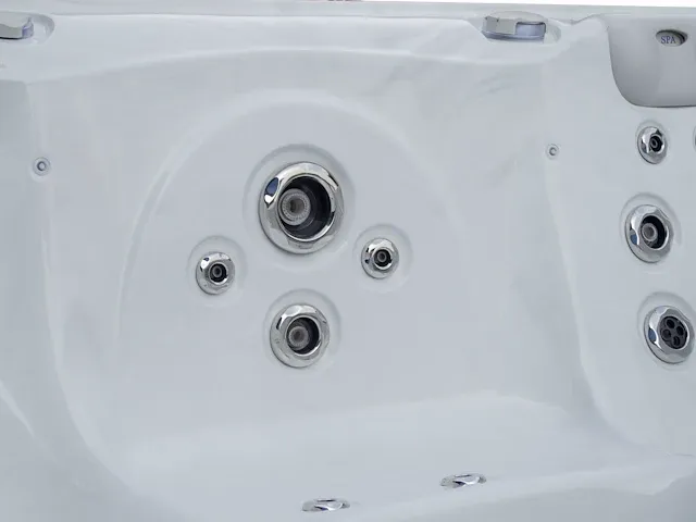 Jacuzzi - afbeelding 3 van  12