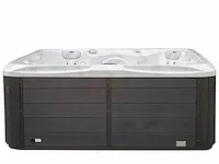 Jacuzzi - afbeelding 10 van  12