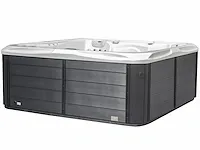 Jacuzzi - afbeelding 2 van  8