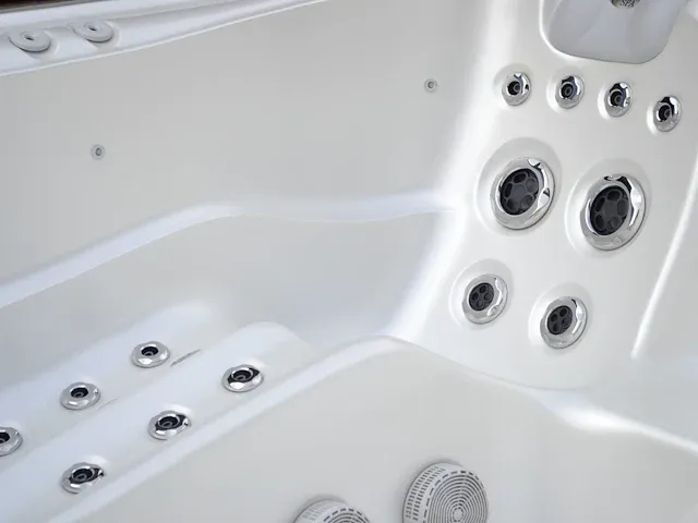 Jacuzzi - afbeelding 4 van  8