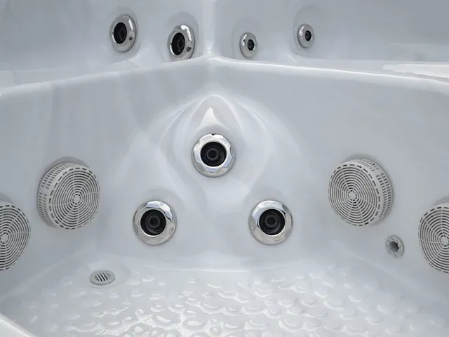 Jacuzzi - afbeelding 8 van  8