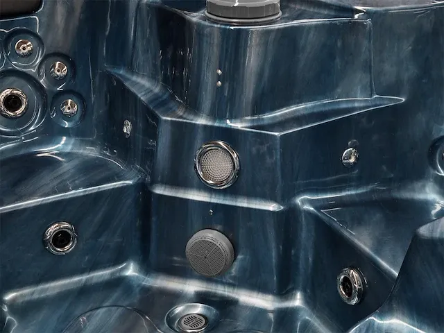 Jacuzzi - afbeelding 5 van  6
