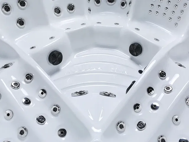 Jacuzzi - afbeelding 7 van  13