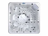 Jacuzzi - afbeelding 9 van  17