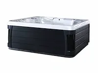 Jacuzzi