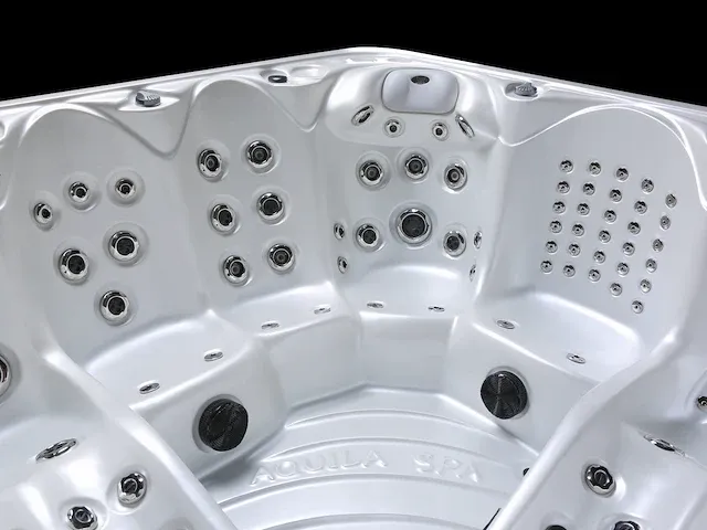 Jacuzzi - afbeelding 16 van  17
