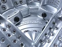 Jacuzzi - afbeelding 2 van  18