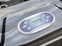 Jacuzzi - afbeelding 4 van  6