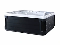Jacuzzi - afbeelding 1 van  17