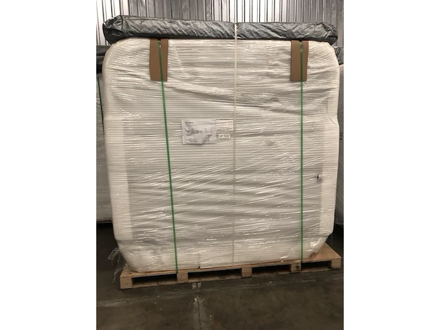 Jacuzzi - afbeelding 20 van  22