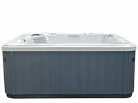 Jacuzzi - afbeelding 13 van  13