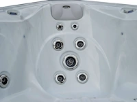 Jacuzzi - afbeelding 2 van  6