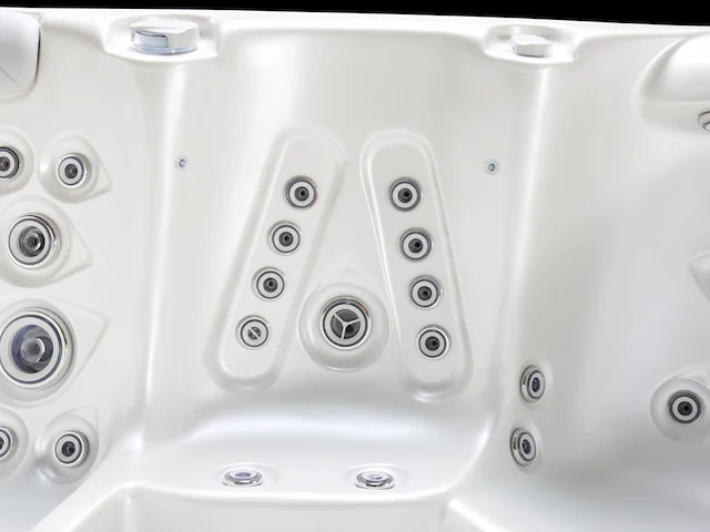 Jacuzzi - afbeelding 13 van  14